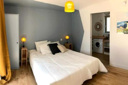Posteľ alebo postele v izbe v ubytovaní Nouveau ! La cabine du bout du monde - Le Portzic : votre maison de vacances de haut standing - PL6