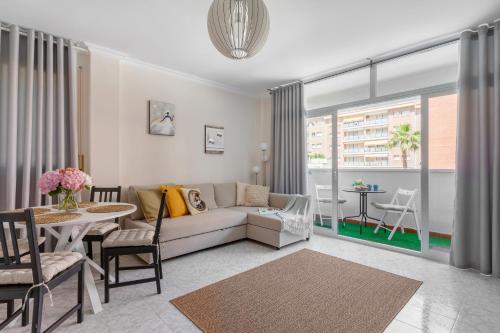 Tic Tac 13 Family apartment with pool view