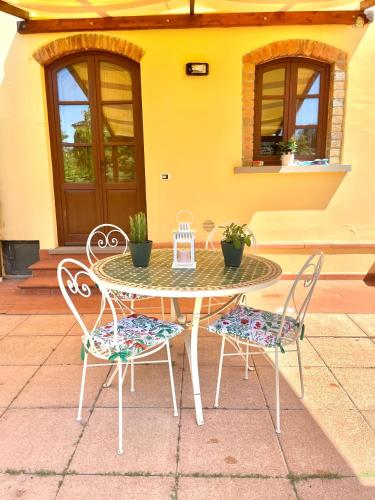 Foto Casa vacanza Villaggio Poggio Rosso 4