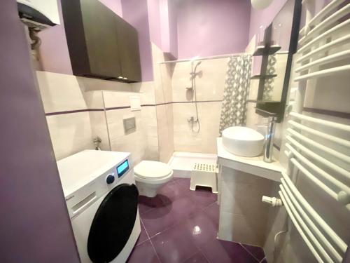 Kúpeľňa v ubytovaní Apartament w centrum Wrocławia w kamienicy