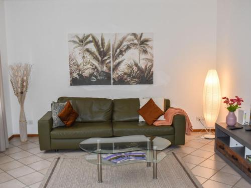 Area tempat duduk di Apartment Casa al Passetto by Interhome