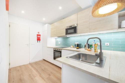 Green Apartment by Olala Homes