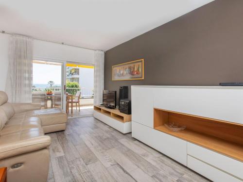 Apartment Miramar by Interhome