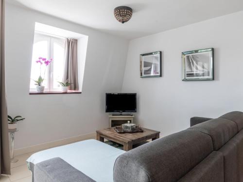 Apartment Maïlys by Interhome