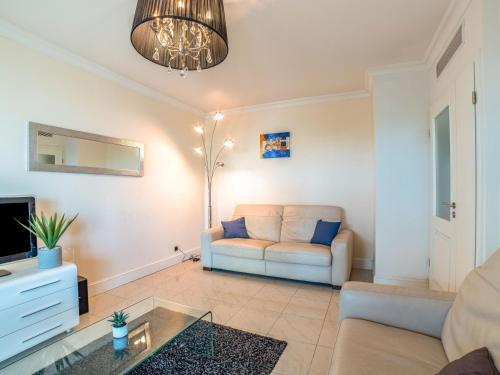 Apartment Royal Palm-2 by Interhome