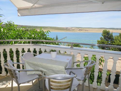 Apartment Ivanka by Interhome