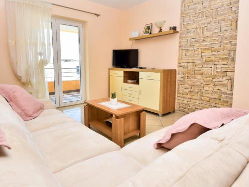 Posteľ alebo postele v izbe v ubytovaní Apartment Tanja-1 by Interhome