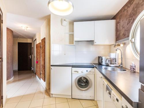 Apartment Le Nadir-4 by Interhome