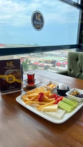 Đồ ăn tại/gần khách sạn căn hộ