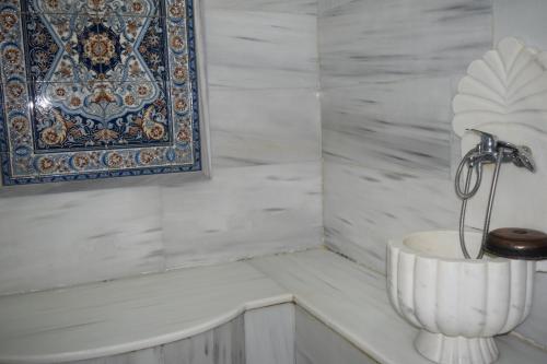 Bilik mandi di MARS OTEL