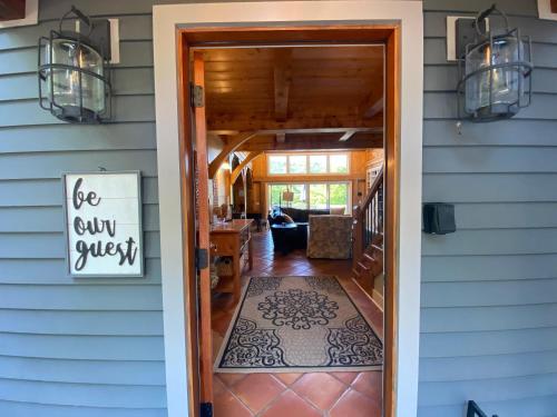 Pine Hollow – Photos 3