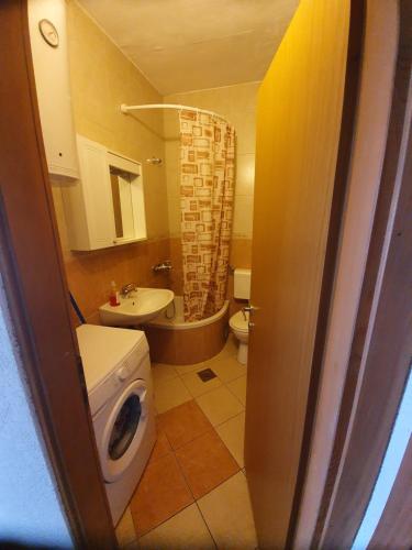 Kúpeľňa v ubytovaní Apartman Dušanka Jović