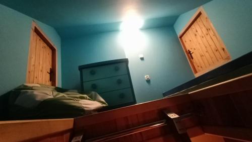 Ένα ή περισσότερα κρεβάτια σε δωμάτιο στο Apartament u Agaty Czernichów Kraków Zator