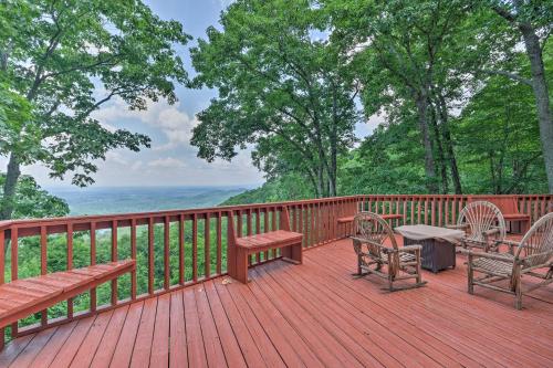 Rustic Ranger Cabin with Amazing Mountain Views – Photos 2