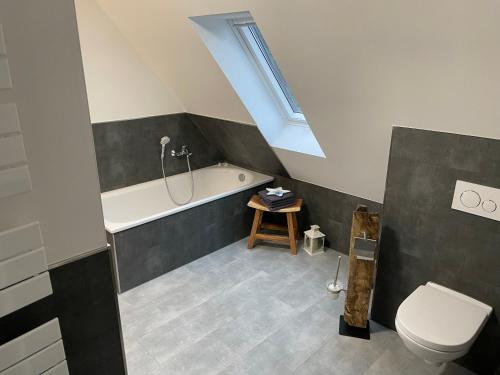 Ένα μπάνιο στο Ferienwohnung Astrid