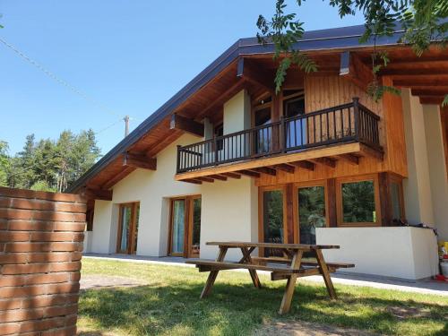 Edificio en el que se encuentra el chalet de montaña