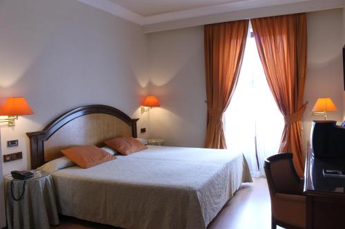Gallery image of Hotel Monterrey in Salamanca