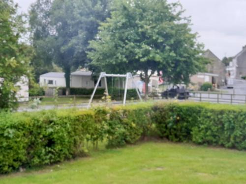 Ο χώρος παιχνιδιού για παιδιά στο mobilhome 3 chambres