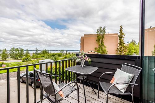 Bayfront Bliss