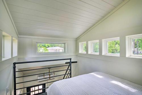 Gallery image of Modern Starkville Tiny Home Near Dining and MSU in Starkville