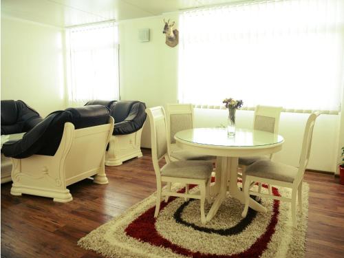 Zona de estar de Guesthouse Đokić