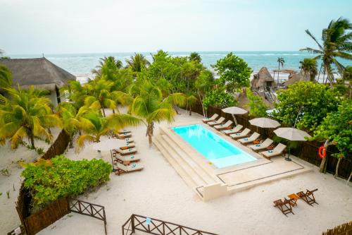 Bazén v ubytování El Paraiso Hotel Tulum nebo v jeho okolí