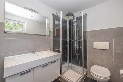 Een badkamer bij fewo1846 - Schotstek - komfortable 2-Zimmer-Wohnung mit Terrasse