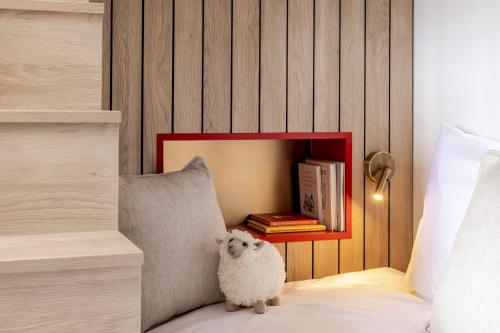 Virgin Hotels Edinburgh photo 29