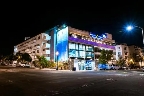 Porto Vista Hotel In Little Italy in El Cajon