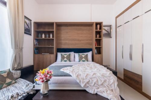 Postel nebo postele na pokoji v ubytování The Smart Concierge - Glamz Residence