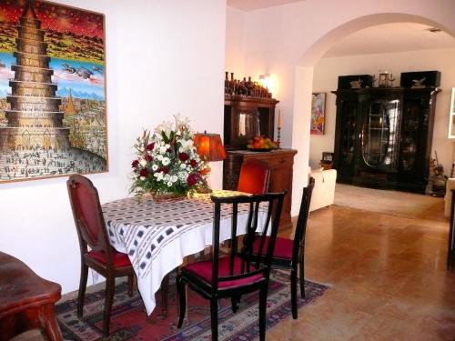 Posezení v ubytování Diana's B&B