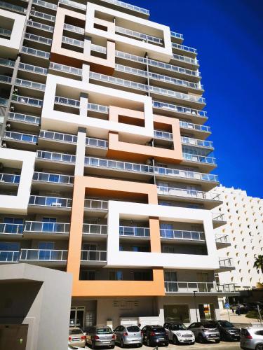 ELITE RESIDENCE 9E