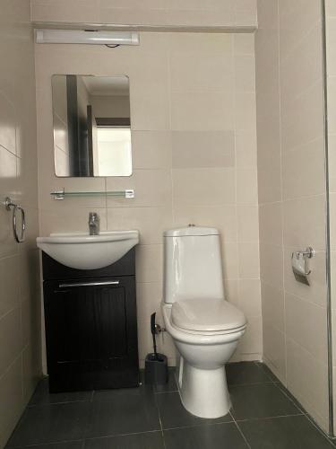 Un baño de Appartments in the historic center near beach