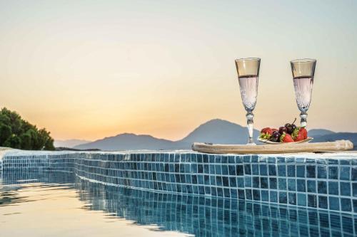 Piscina en o cerca de Villa Simantiri