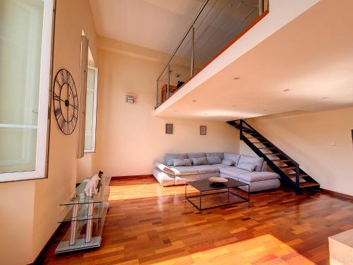 Loft sur le port de Nice