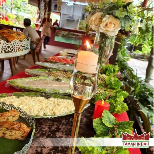 Matur á eða í nágrenni íbúðarinnar