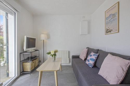 Superb apartment with terrace - Saint-Jean-de-Luz - Welkeys tesisinde bir oturma alanı