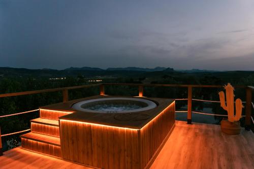 Fotografia z galérie ubytovania Alojamiento Rural con jacuzzi privado v destinácii Málaga