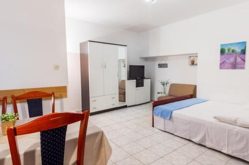 Omiš center Vila