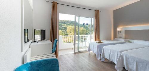 Gallery image of Osprey Menorca Hotel in Cala'n Porter