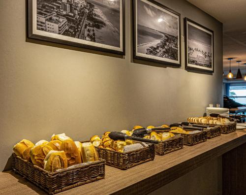 Makanan di atau berdekatan hotel