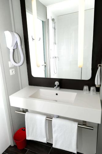 ibis Lyon Est Beynostにあるバスルーム