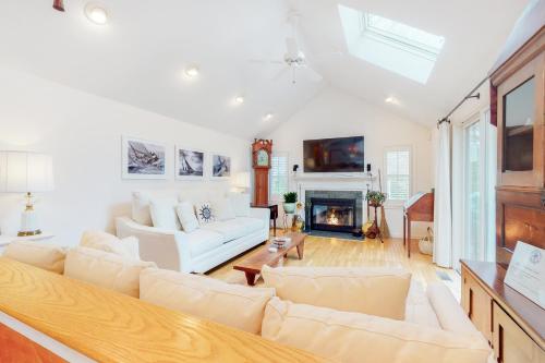 Falling Leaf Cottage – Photos 3