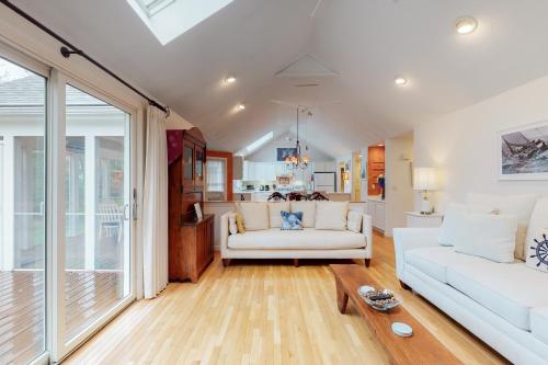 Falling Leaf Cottage – Photos 4