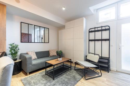 Loft Magnan - PARKING - idéal couples -BEACH -TRAM & Supermarkets - New & Confort-AC photo 15