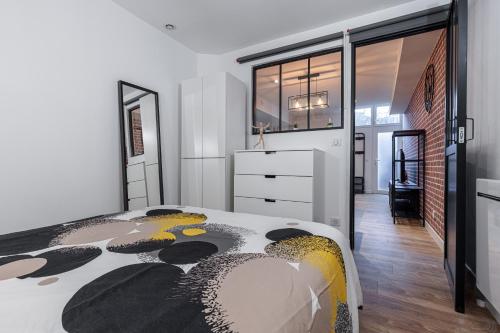 Loft Magnan - PARKING - idéal couples -BEACH -TRAM & Supermarkets - New & Confort-AC photo 18