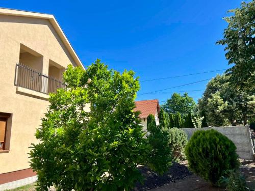 Zsuzsa Apartman Hajdúszoboszló 4200 Hajdúszoboszló, Bánomkerti u. 42. kép - 3