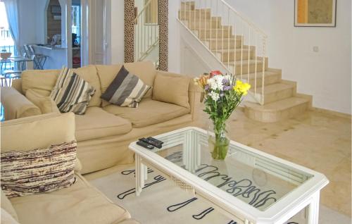 3 Bedroom Amazing Home In Estepona