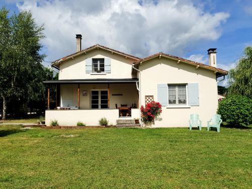 Φωτογραφία από το άλμπουμ του La veranda σε Yviers