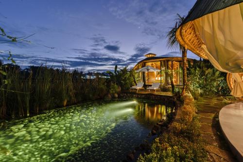 Earthship Ubud Eco Villa – Photos 2